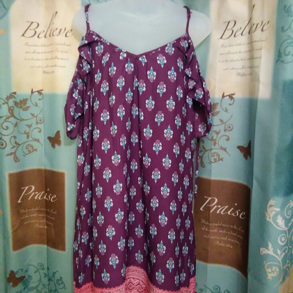 CUTE DRESS